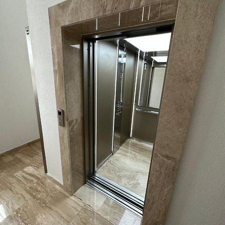 Irina Centre Apartment Podgorica Exteriér fotografie