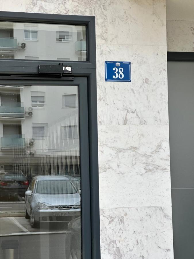 Irina Centre Apartment Podgorica Exteriér fotografie
